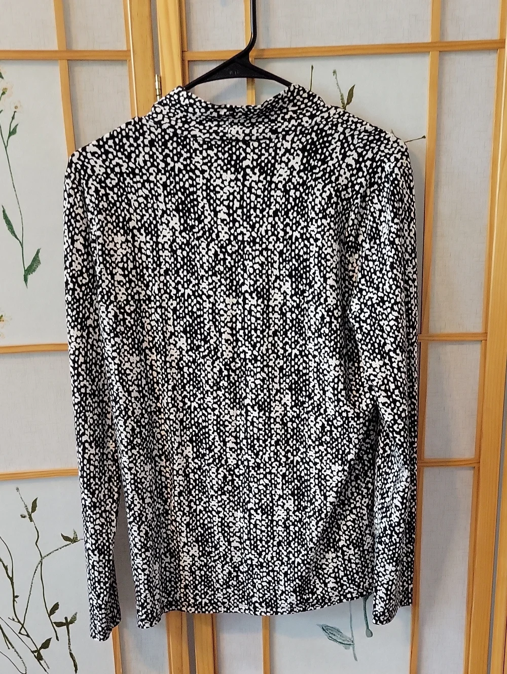* Talbots long sleeve top * - Picture 3 of 3